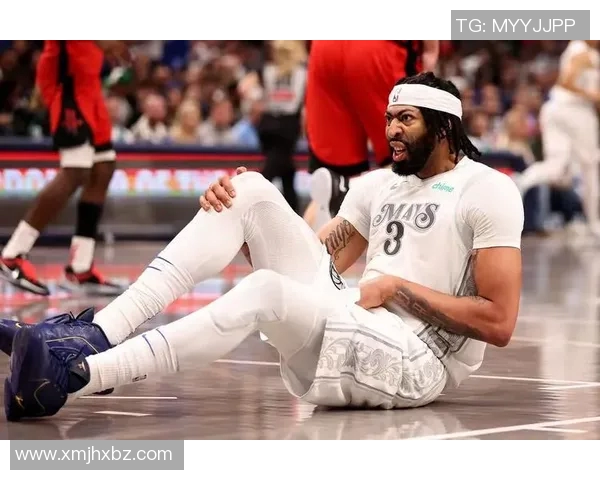 浓眉伤退！独行侠交易算盘落空，规避伤病成笑话，赛季冲冠梦碎