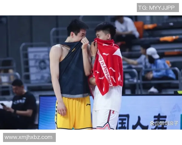 广东旧将失业，辽粤主帅针锋相对，广厦续约夺冠功臣，吉林新援抵达