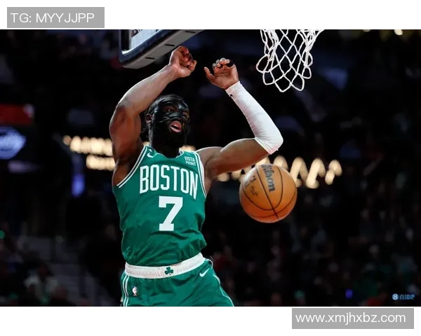 绿军大胜步行者,杰伦布朗30+10+5创纪录,西亚卡姆32+10 绿军大胜步行者,杰伦布朗30+10+5创纪录,西亚卡姆32+10